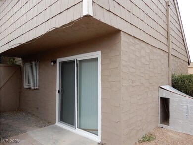 5146 Gray Ln unit A, Las Vegas, NV 89119 - photo 2