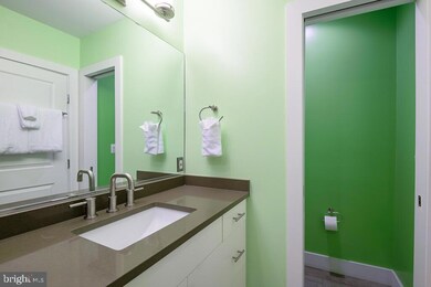 315 I St NE unit 2, Washington, DC 20002 - photo 5