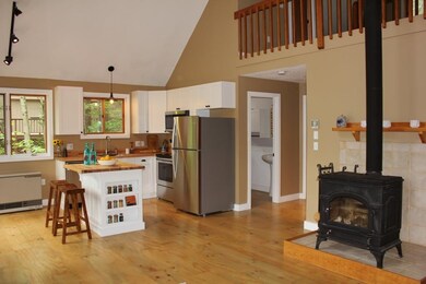 687 Pequawket Dr, Conway, NH 03818 - photo 4