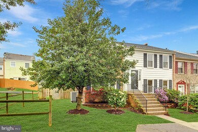 1969 Mayflower Dr, Woodbridge, VA 22192 - photo 2