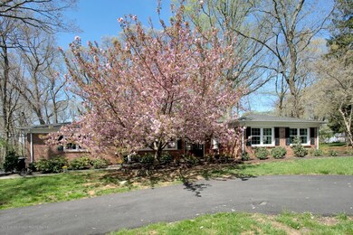 55 Wallace Rd Middletown NJ-print-004-6-