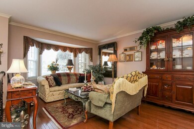 8046 Galla Knoll Cir, Springfield, VA 22153 - photo 4