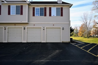 616 Windsor Dr unit D, Fox Lake, IL 60020 - photo 2