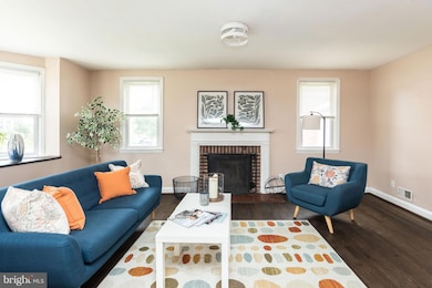 1531 Kennewick Rd, Baltimore, MD 21218 - photo 2