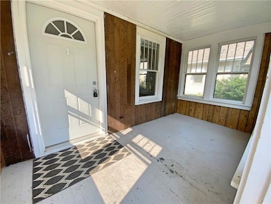 722 S 3rd Ave W, Newton, IA 50208 - photo 3