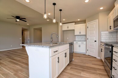 873 Acacia (12)