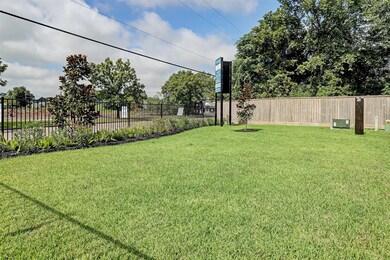 Green space to play and relax at Highland Heights
