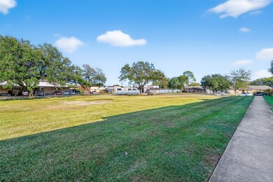 8462 Leawood Blvd unit 8462, Houston, TX 77072 - photo 5