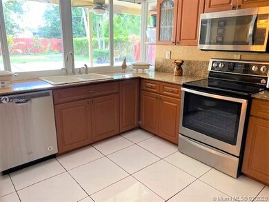 A closer view to the kitchen