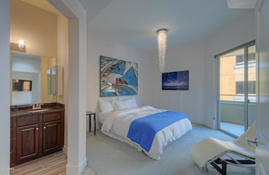 945 E Playa Del Norte Dr Unit-large-013-