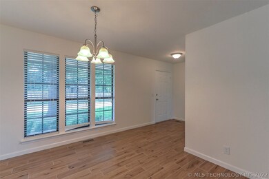 1205 W Quinton St, Broken Arrow, OK 74011 - photo 3