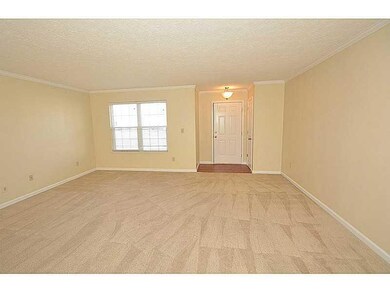 13006 Quarterback Ln, Fishers, IN 46037 - photo 2
