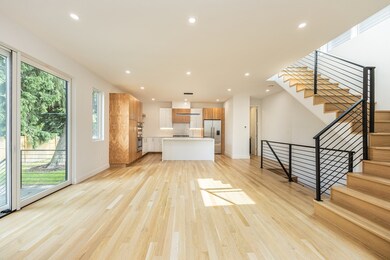 93 Griswold St unit 93, Cambridge, MA 02138 - photo 2