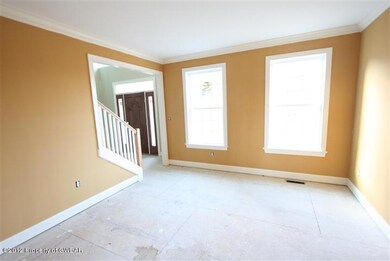 339 Canter Dr, Dallas, PA 18612 - photo 5