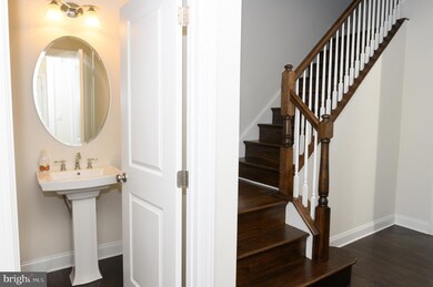 2089 Julia Dr, Conshohocken, PA 19428 - photo 5