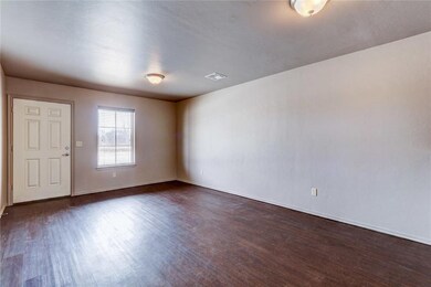 13807 Acme Rd unit 203, Shawnee, OK 74804 - photo 3