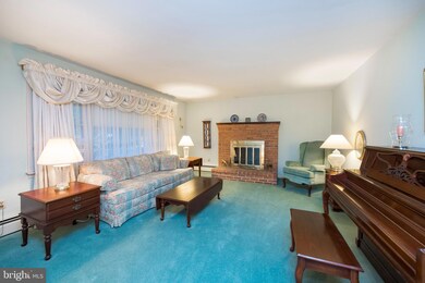 619 Knoll Dr, Lansdale, PA 19446 - photo 6