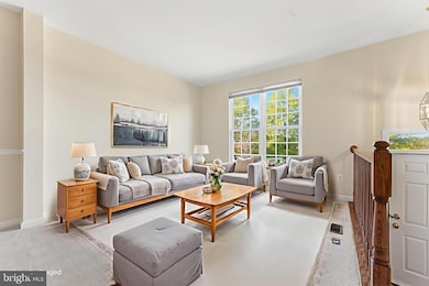 6165 Myradale Way, Haymarket, VA 20169 - photo 3