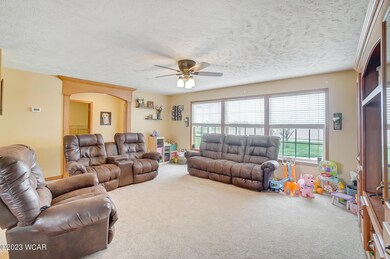 5471 Campbell Rd, Columbus Grove, OH 45830 - photo 4