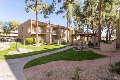 7436 E Chaparral Rd unit 204, Scottsdale, AZ 85250 - photo 2