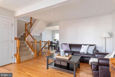 2732 Thornbrook Ct, Odenton, MD 21113 - photo 6