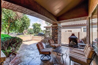 104-FrontPorchView