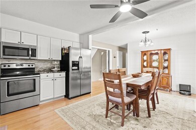 2908 S Broadway, Oak Grove, MO 64075 - photo 5