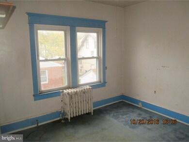 3320 Rowe St, Camden, NJ 08105 - photo 4