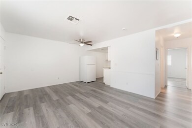 4721 Cessna Ave unit 2, Las Vegas, NV 89115 - photo 4