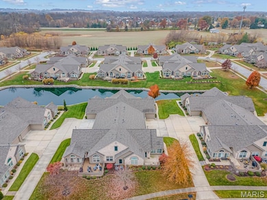 1213 Three Rivers Dr, O Fallon, IL 62269 - photo 4