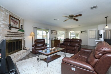 21422 Fontana St, Tomball, TX 77377 - photo 6