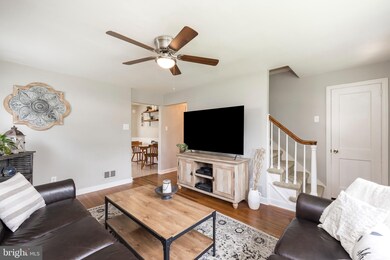 105 Cirak Ave, Norristown, PA 19403 - photo 4