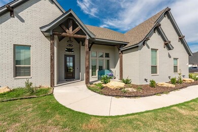 387 Red Bird Dr, Springtown, TX 76082 - photo 3