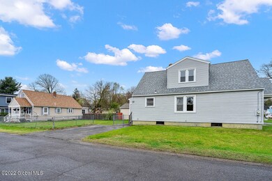 1713 Norfolk Avenue Schenectady NY 012 M