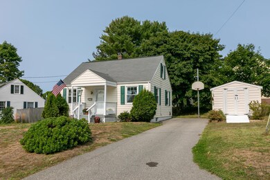 46 Longfellow Dr Cape-large-002-029-Fron