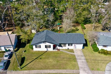 752 Acapulco Rd, Jacksonville, FL 32216 - photo 3