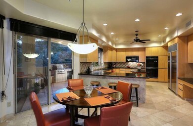 Night-Kitchen