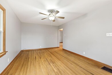 1632 Linnet Ave, Columbus, OH 43223 - photo 7