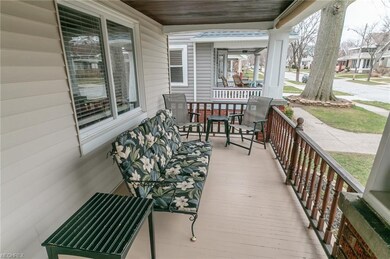 2129 Elbur Rd. Front Porch