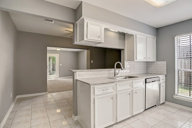 7907 Kellwood Dr, Houston, TX 77040 - photo 6