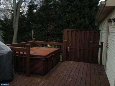 1017 Riverview Dr, Reading, PA 19605 - photo 6