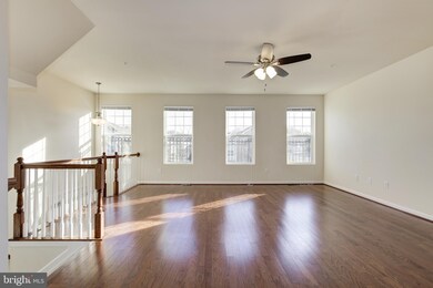 3121 Presidential Golf Dr, Upper Marlboro, MD 20774 - photo 6