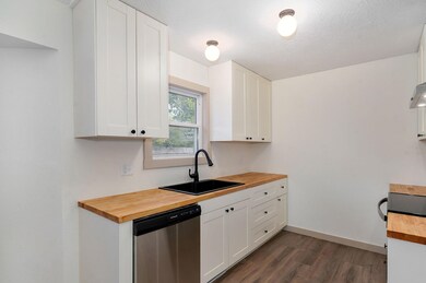 2859 W Cherokee St-14