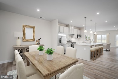 20039 Rosebank Way, Hagerstown, MD 21742 - photo 2