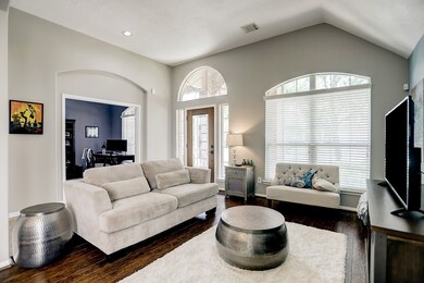 2723 Kingsbury Park Ln, Spring, TX 77386 - photo 7