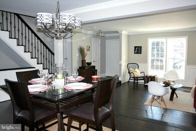 12239 Tildenwood Dr, Rockville, MD 20852 - photo 6