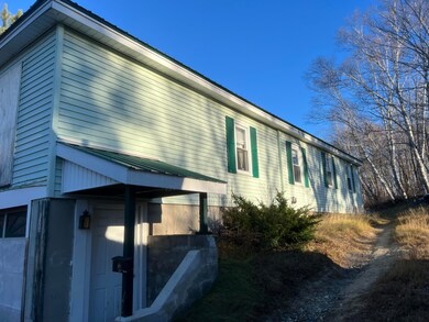 23 Hillcrest Ave, Millinocket, ME 04462 - photo 4