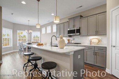 kitchen with breakfast nook Harmony