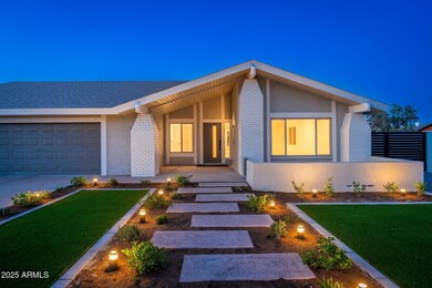 2178 E La Jolla Dr, 04-17 - 16