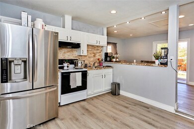 18190 Country Glen Ln, Victorville, CA 92395 - photo 6